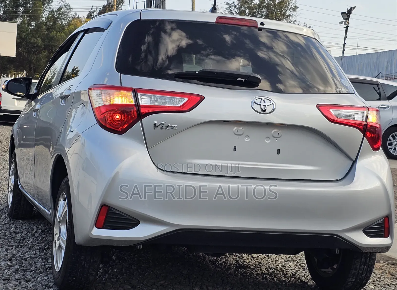 Toyota Vitz 2019 Silver