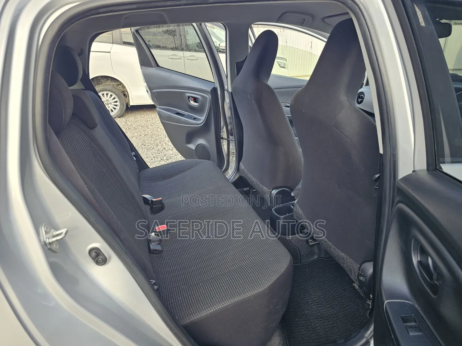Toyota Vitz 2019 Silver