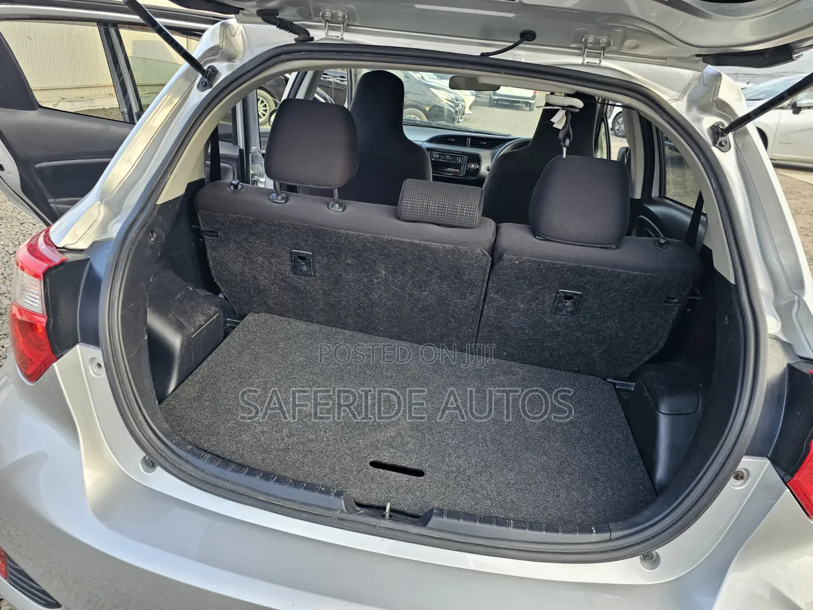 Toyota Vitz 2019 Silver