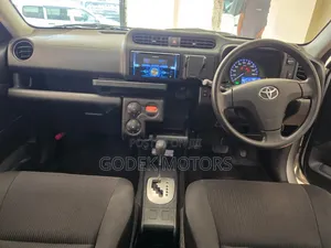 Toyota Succeed 2019 Silver