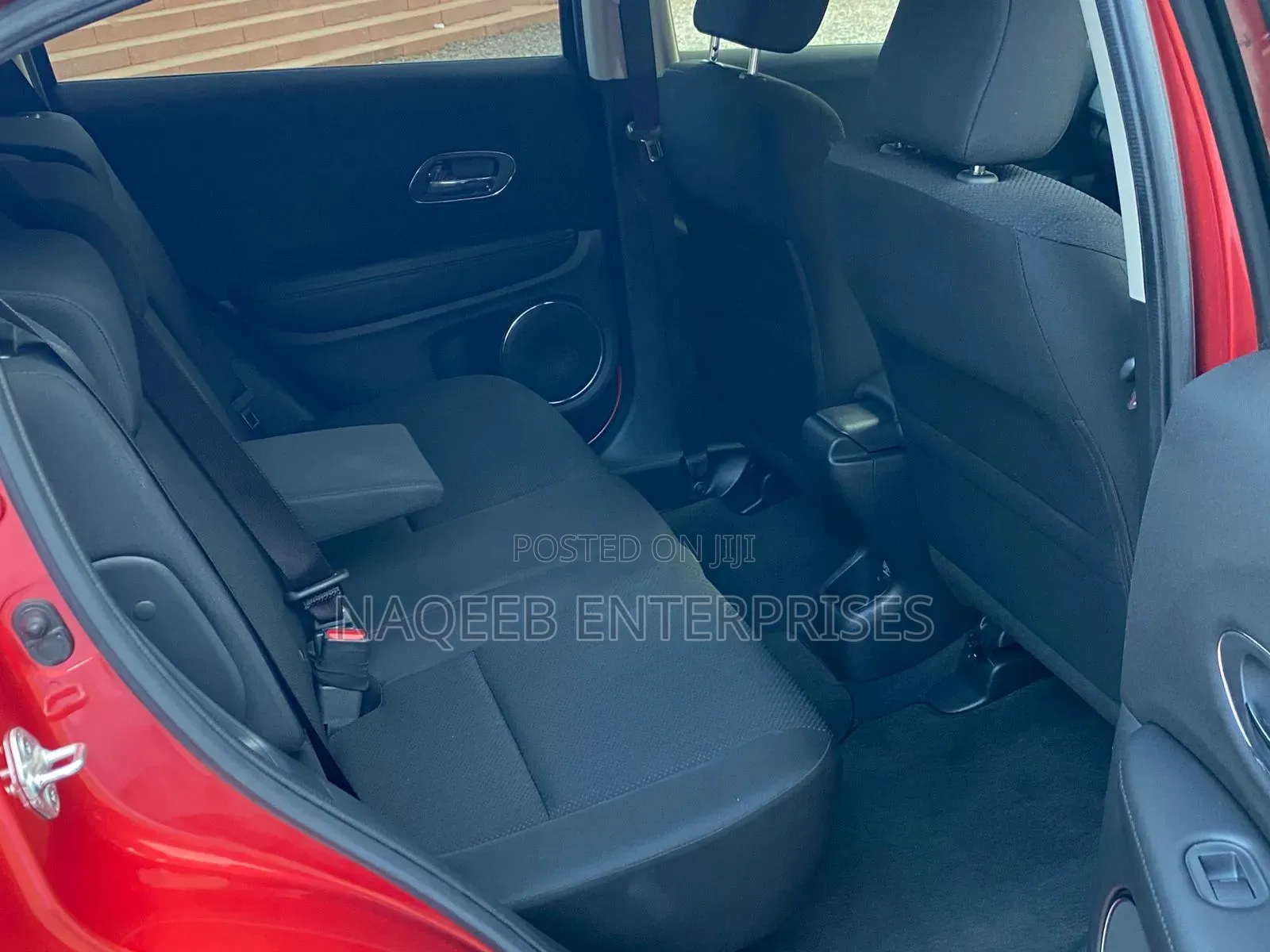 Honda Vezel 2018 Maroon