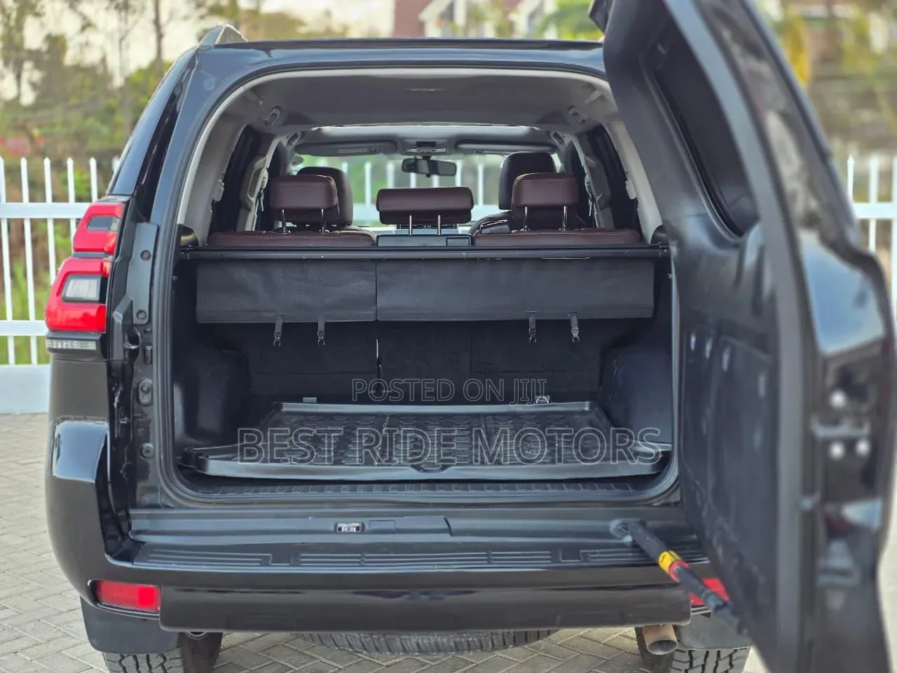 Toyota Land Cruiser Prado 2.8 2017 Black