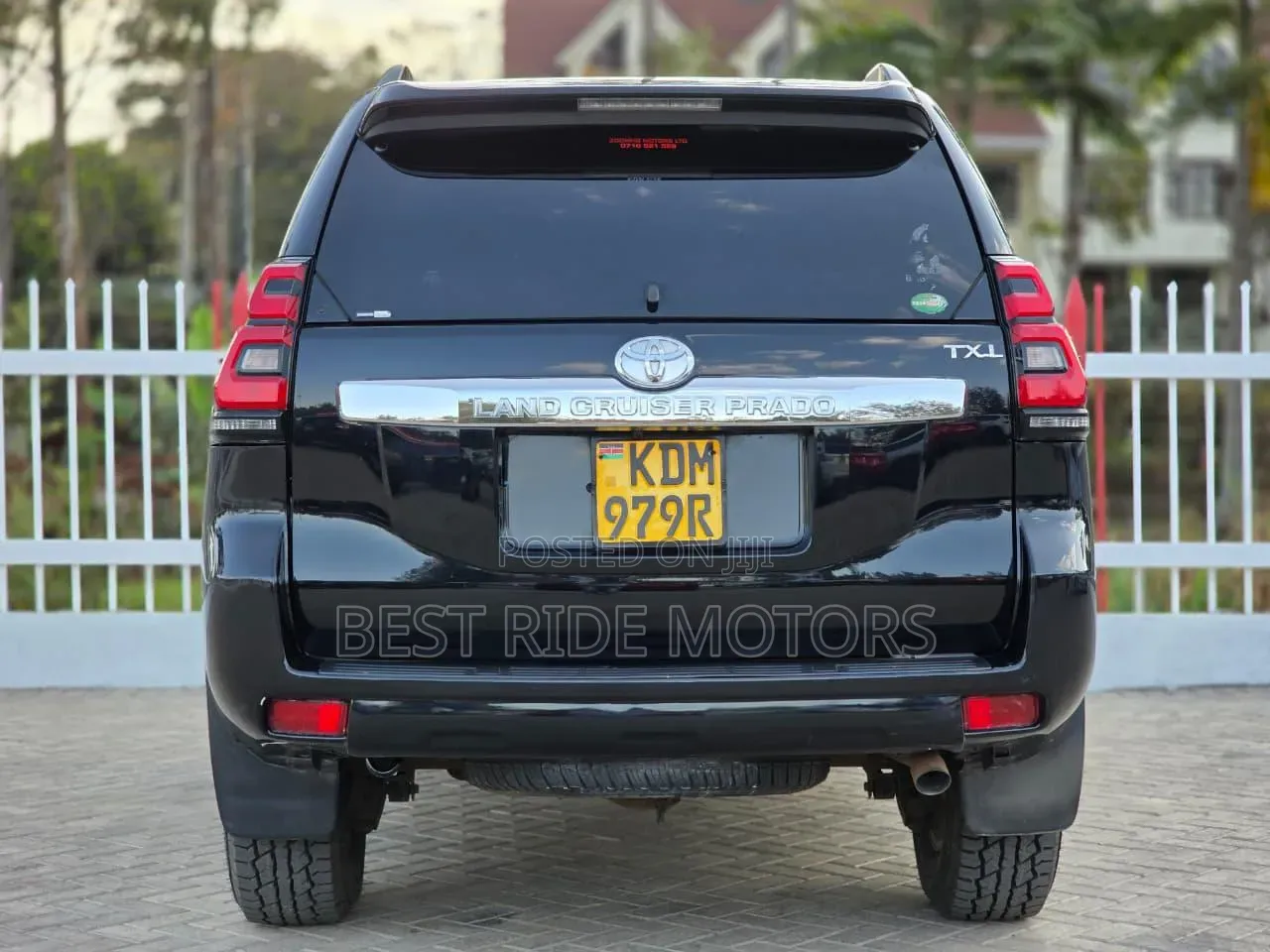 Toyota Land Cruiser Prado 2.8 2017 Black