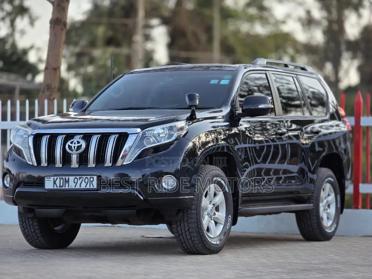 Toyota Land Cruiser Prado 2.8 2017 Black