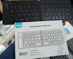 B023 Folding Wireless Keyboard 67 Keys Bluetooth Keyboard Phone Holder