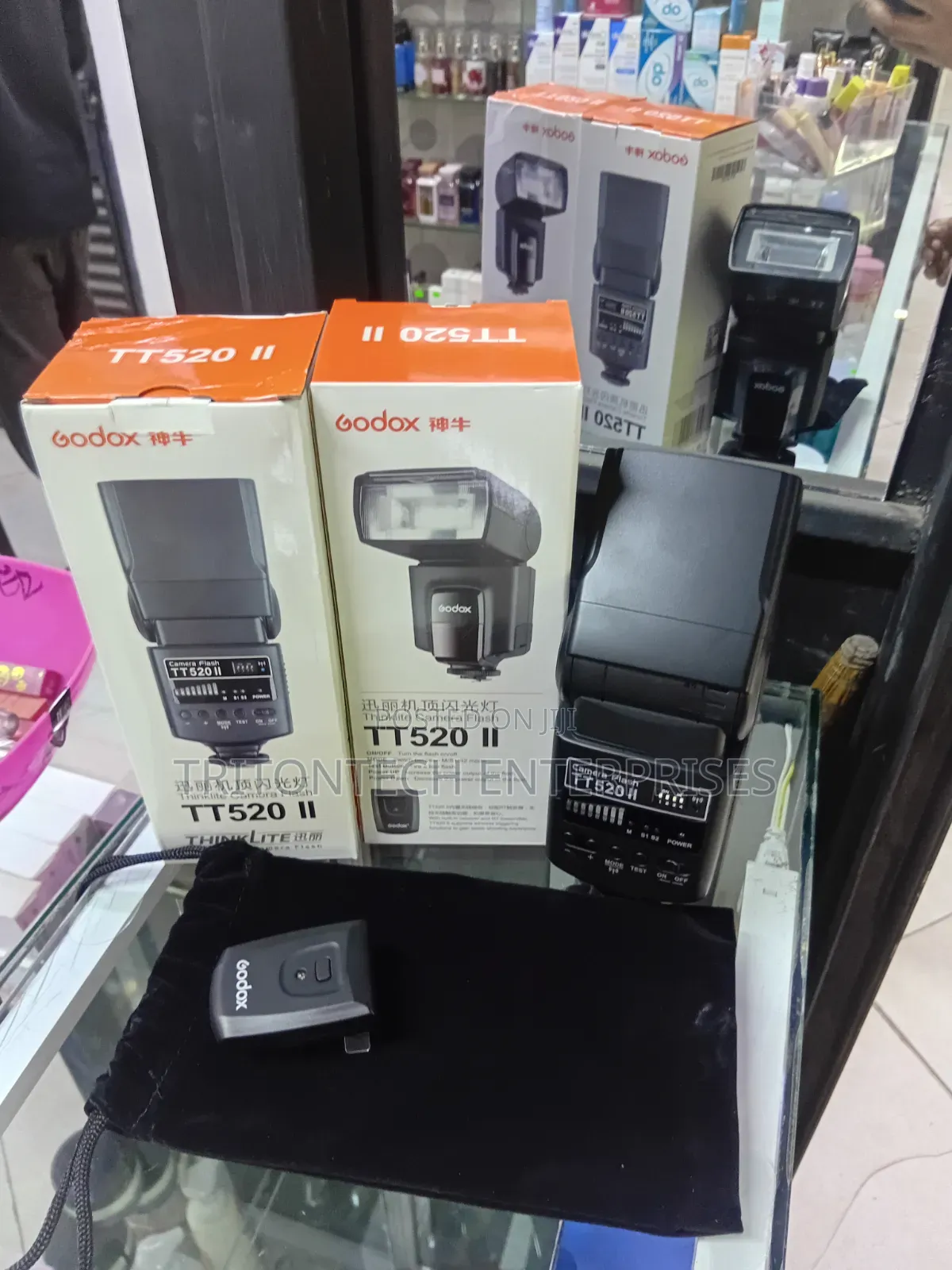 ⚡ Godox Thinklite TT520 II Universal Camera Flash + Trigger