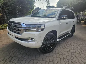 Toyota Land Cruiser 2018 Pearl