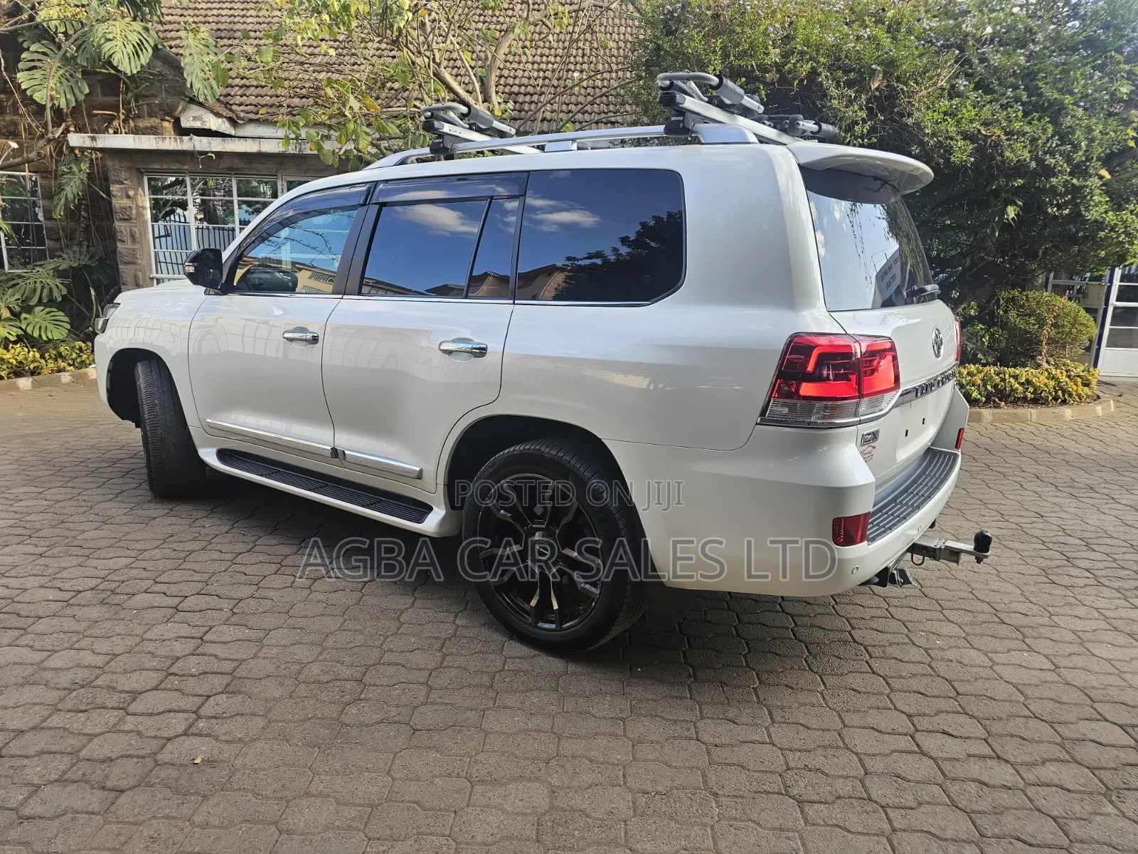 Toyota Land Cruiser 2018 Pearl