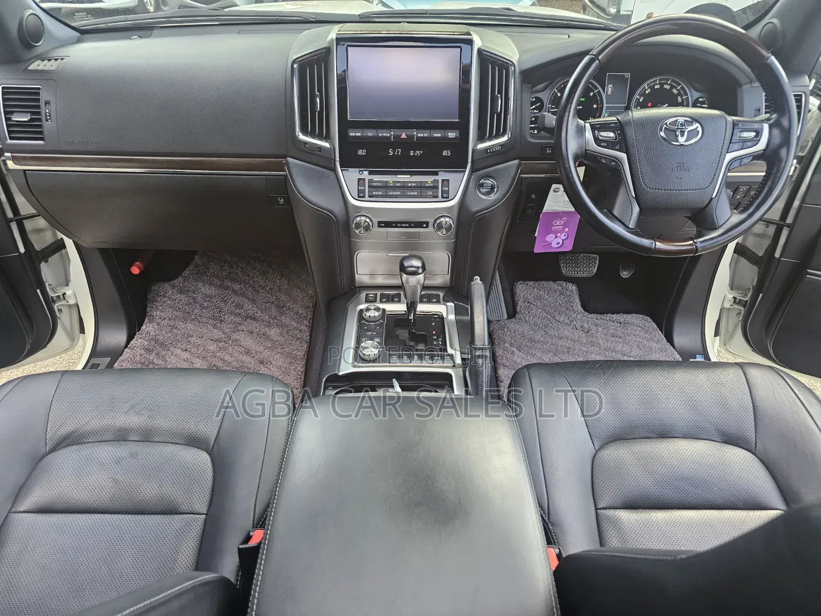 Toyota Land Cruiser 2018 Pearl
