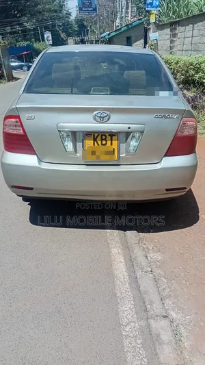 Toyota Corolla 2005 Beige