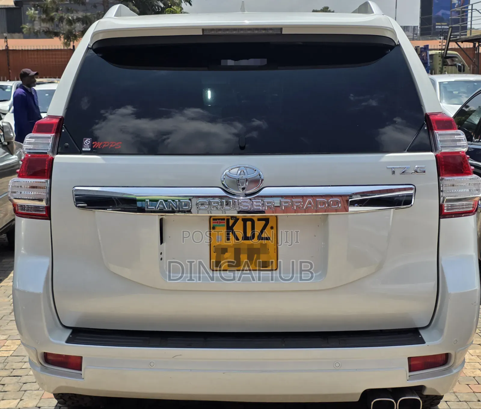 Toyota Land Cruiser Prado 2.8 D-4D 2015 White