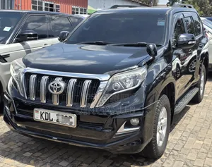 Toyota Land Cruiser Prado 2.8 D-4D 2015 Black