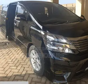 Toyota Vellfire 2010 Black
