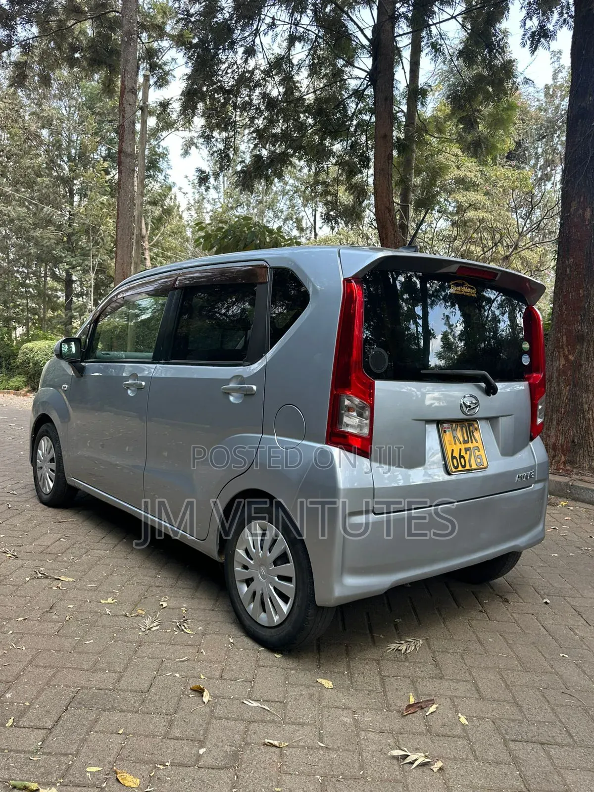 Daihatsu Move 2018 Silver