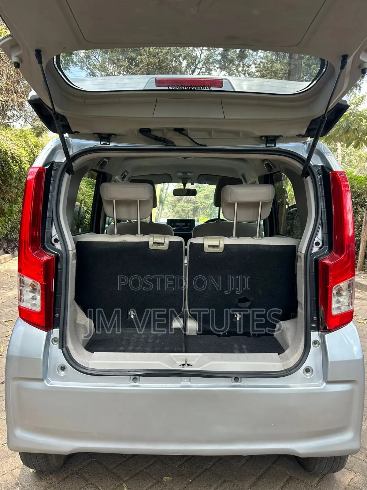 Daihatsu Move 2018 Silver