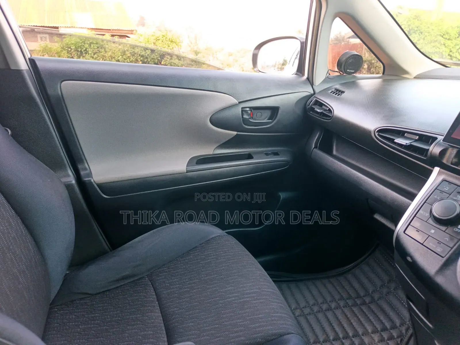 Toyota Wish 2011 Silver
