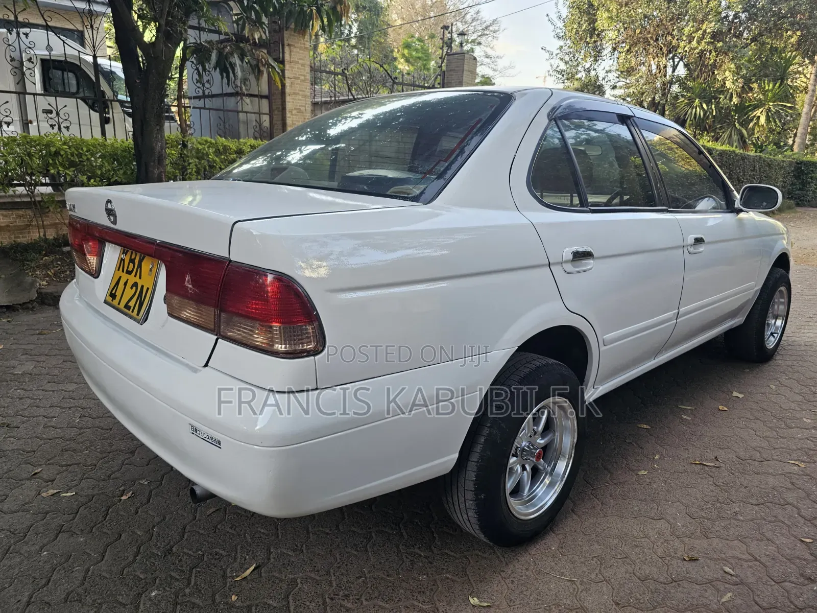 Nissan Sunny 2003 White