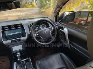 Toyota Land Cruiser Prado 2.8 2017 Black