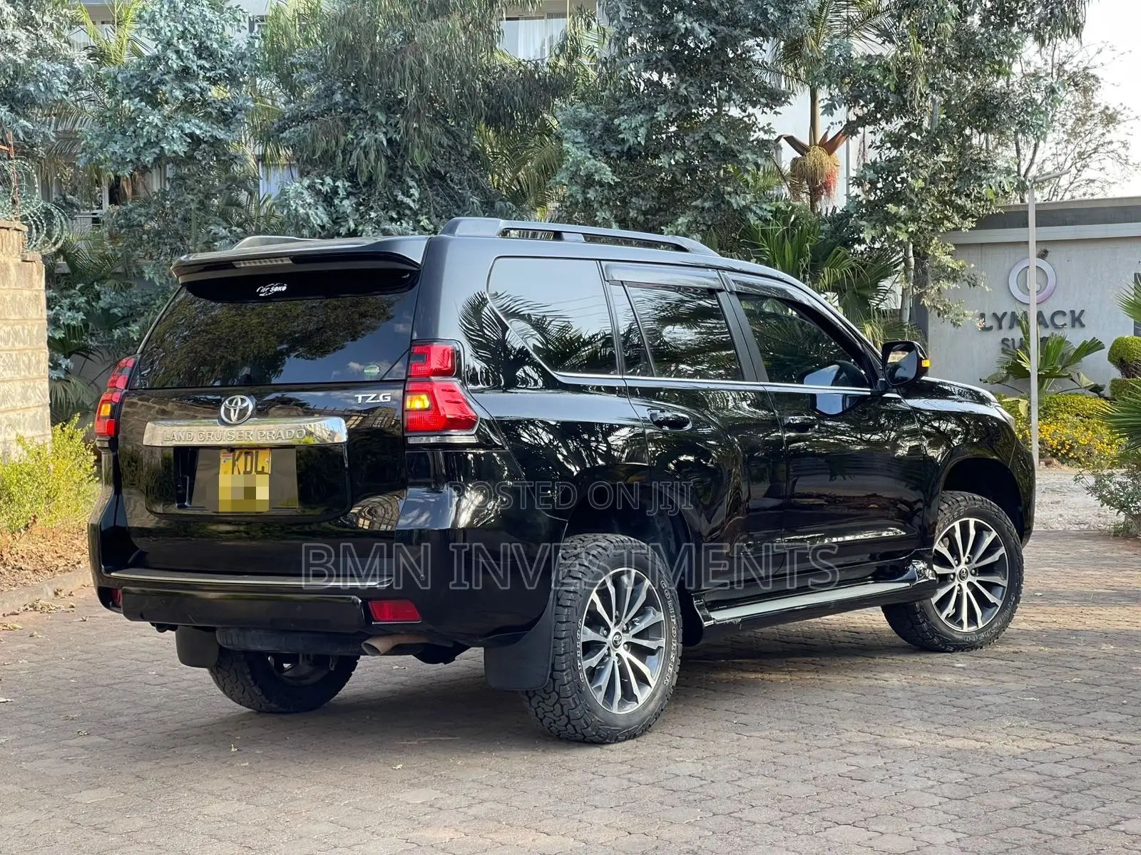 Toyota Land Cruiser Prado 2.8 2017 Black