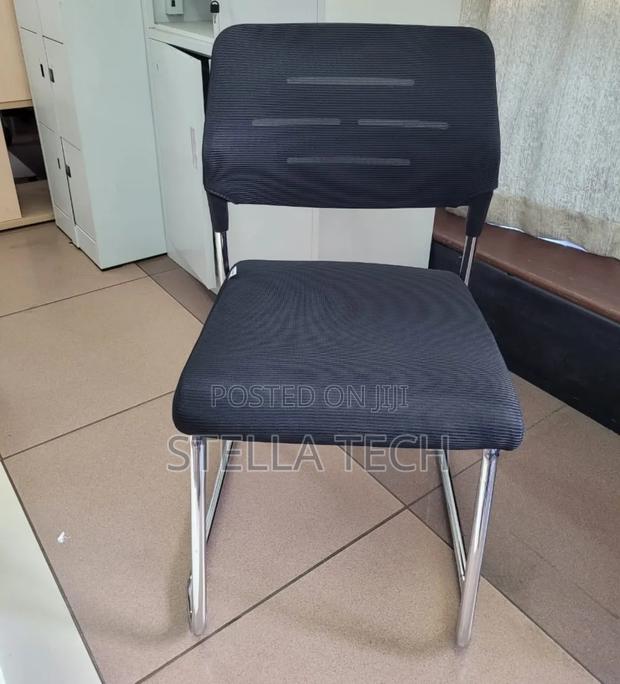 Executive Leather Office Waiting Chair - thumbnail 2