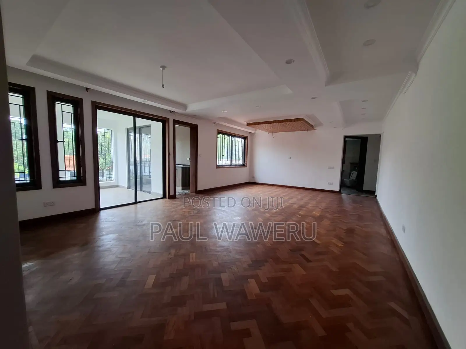 6bdrm Townhouse/Terrace in Maziwa for sale