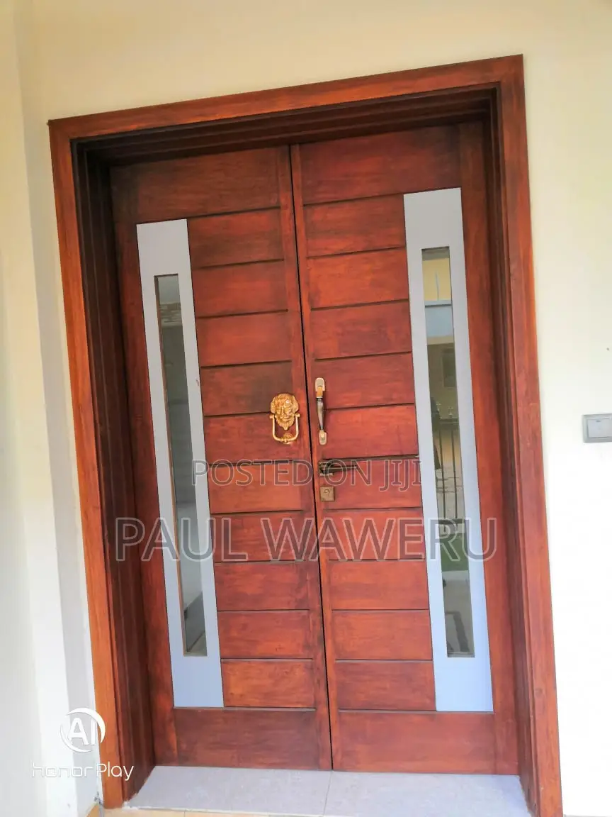 5bdrm Townhouse/Terrace in Maziwa for sale