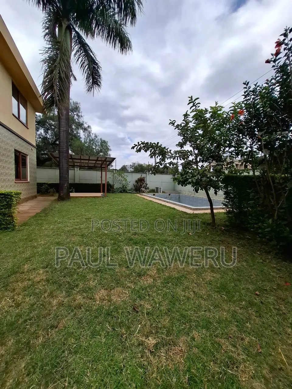 5bdrm Townhouse/Terrace in Maziwa for sale