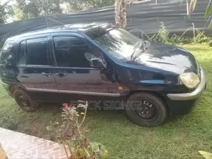 Toyota Raum 2000 Blue