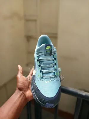 Sportshoes