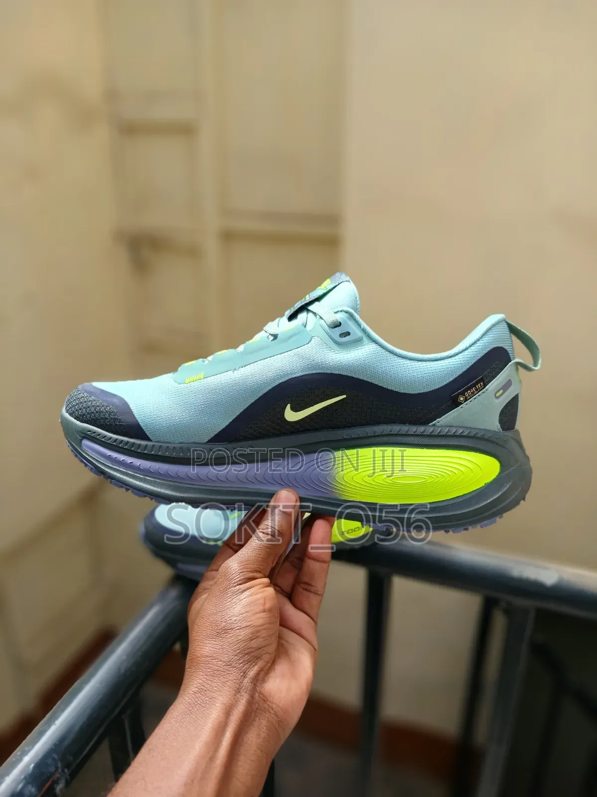 Sportshoes