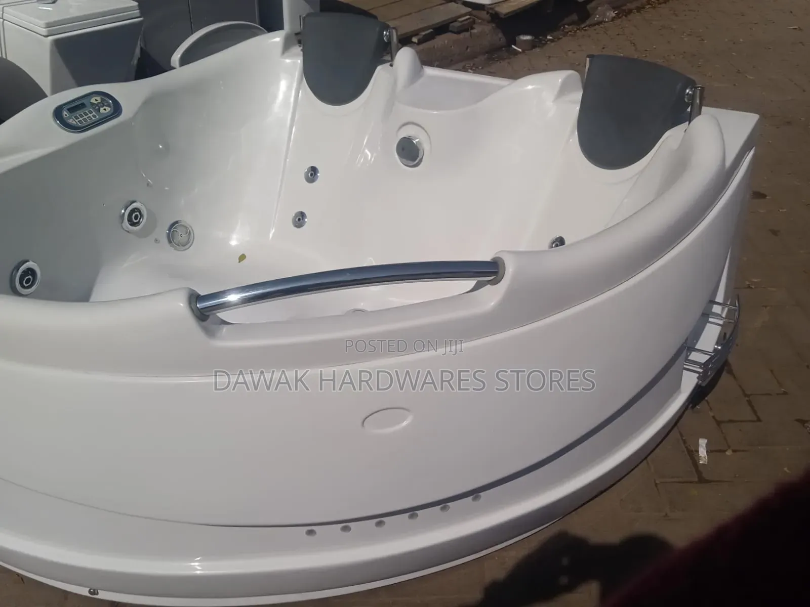 2 Person Luxury Jacuzzi for Sale!!!
