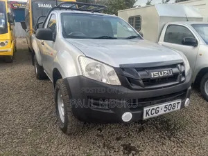 Isuzu D-MAX 2015 Silver