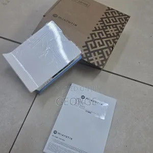 MikroTik RB941 hAP Lite 4-Port Wireless WiFi Router
