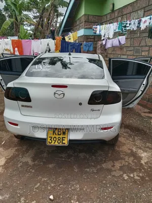 Mazda Axela 2006 White