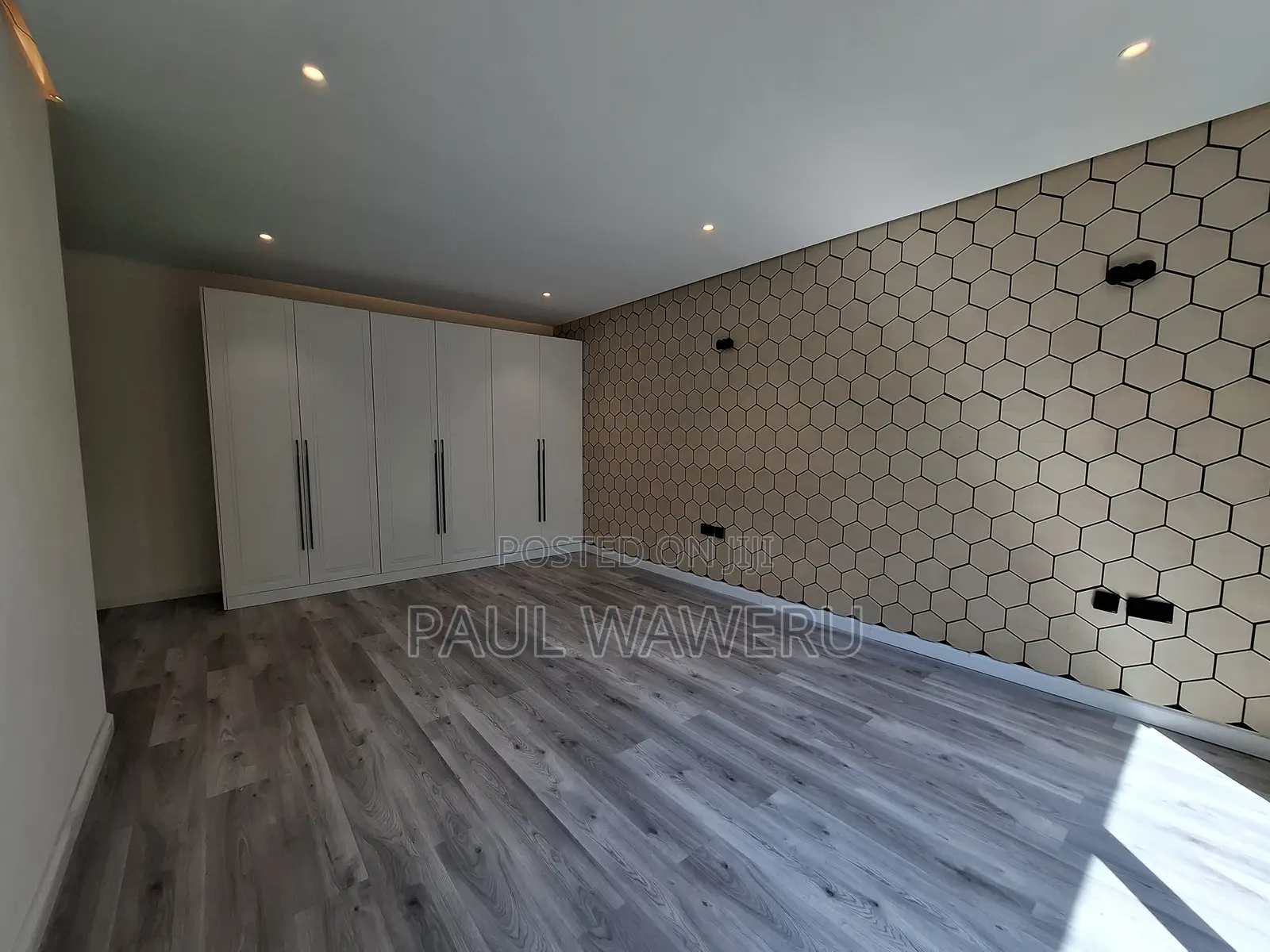 5bdrm House in Muthangari for sale