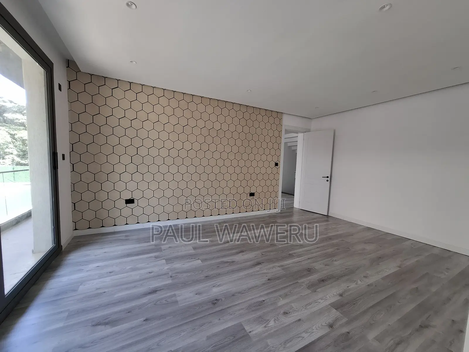 5bdrm House in Muthangari for sale