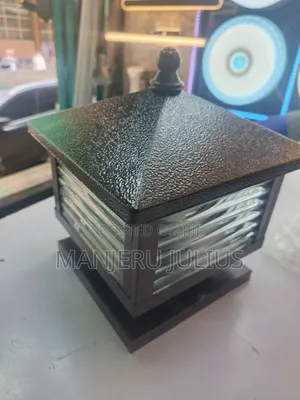 AC Top-Pilar Lamp