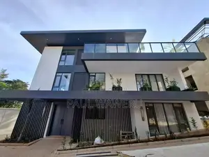 6bdrm Villa in Maziwa for sale