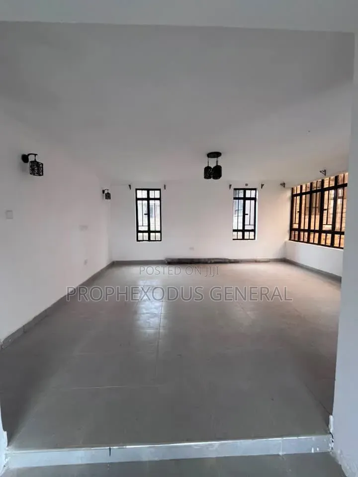 4bdrm Maisonette in Rimpa for sale