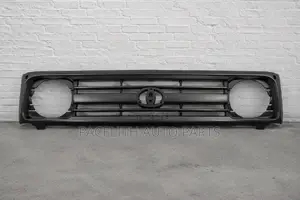 Front Grille Toyota Land Cruiser FJ75 1996 - 2020