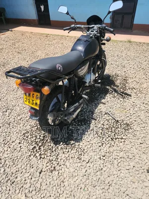 Bajaj Boxer 150 UG 2025 Black