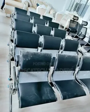 Modern Padded Waiting Chairs – Strong & Comfortable