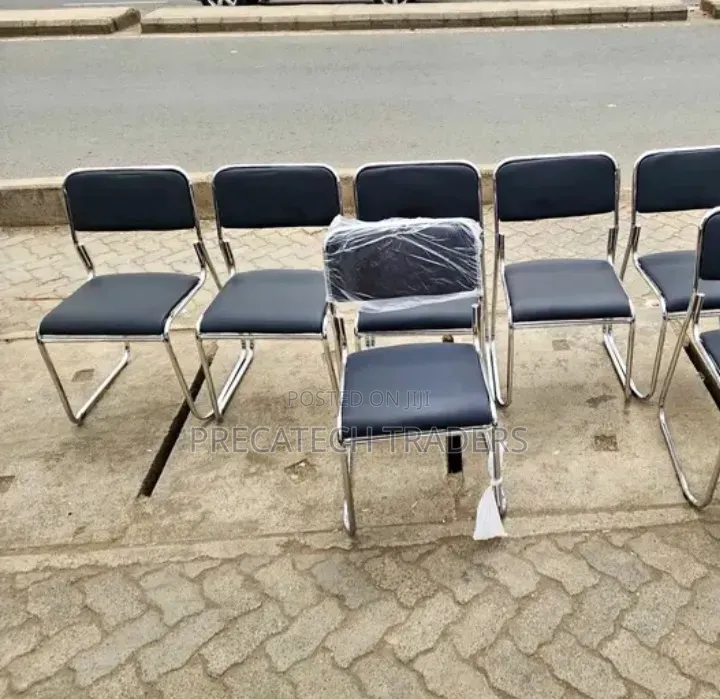 Black Visitor Chairs With Chrome Frame