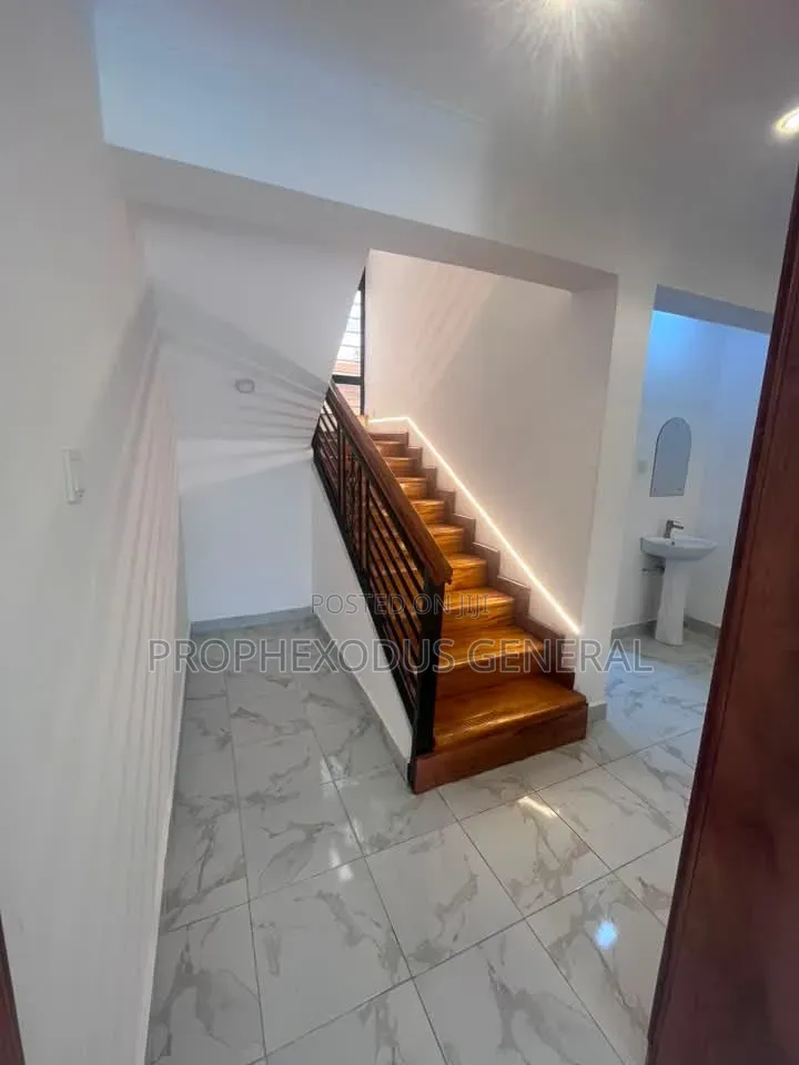 4bdrm Maisonette in Nkoroi for sale