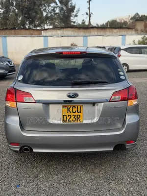 Subaru Legacy 2011 Silver