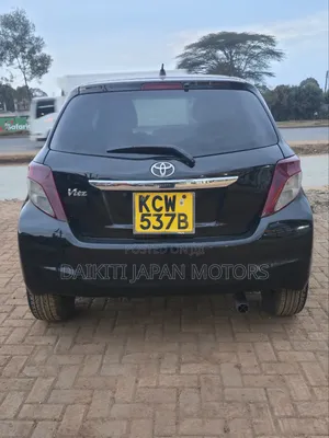 Toyota Vitz 2013 Black