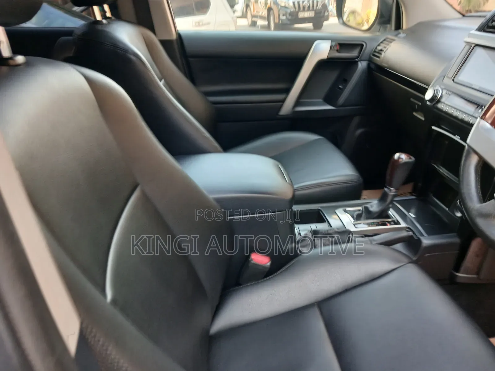 Toyota Land Cruiser 2019 White