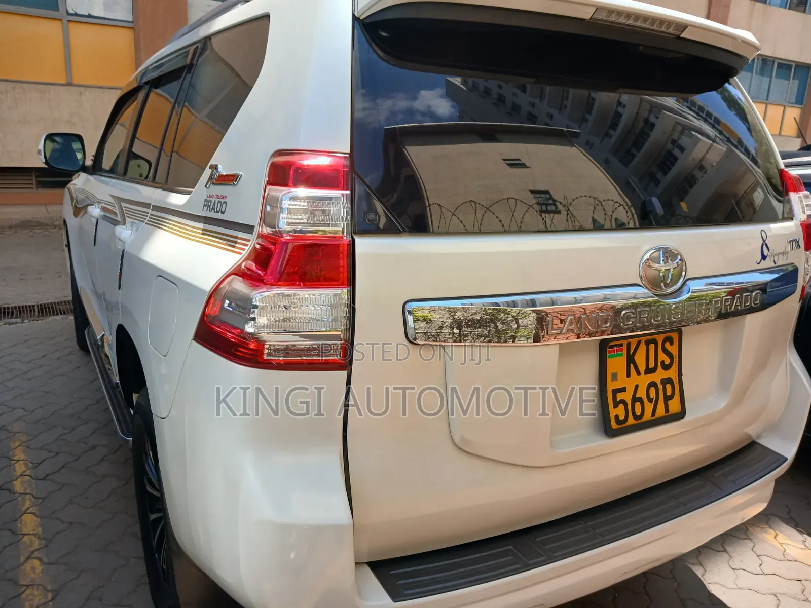 Toyota Land Cruiser 2019 White