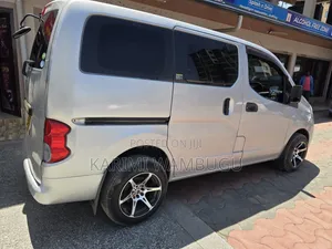 Nissan NP200 2014 Gray