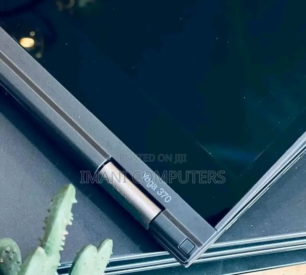 Laptop Lenovo ThinkPad Yoga 370 8GB Intel Core i5 SSD 256GB